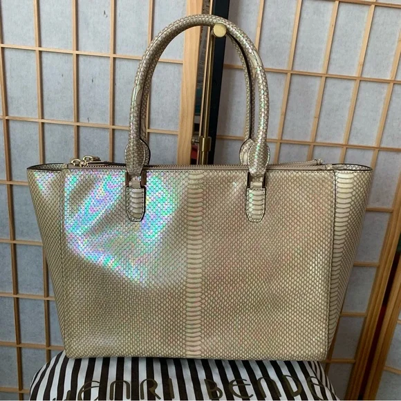 RARE! henri bendel ‘Dalton’ Iridescent Mermaid Large Satchel / Tote Bag